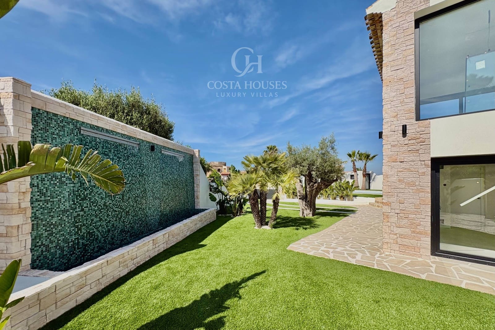 4 soveværelse Villa til salg i Javea / Xabia med swimmingpool garage - € 1.950.000 (Ref: 9860078)