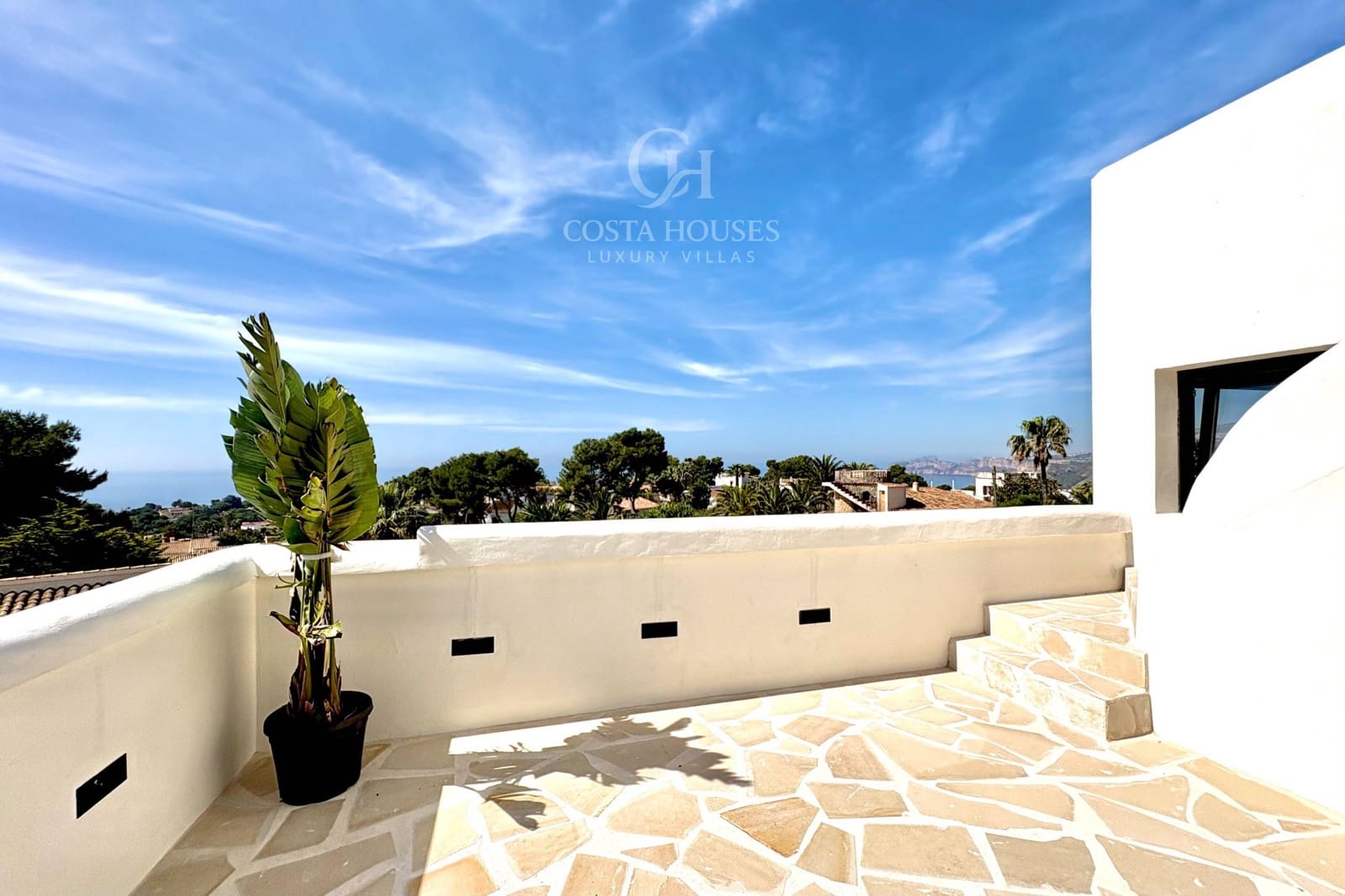 4 soveværelse Villa til salg i Javea / Xabia med swimmingpool garage - € 1.950.000 (Ref: 9860078)