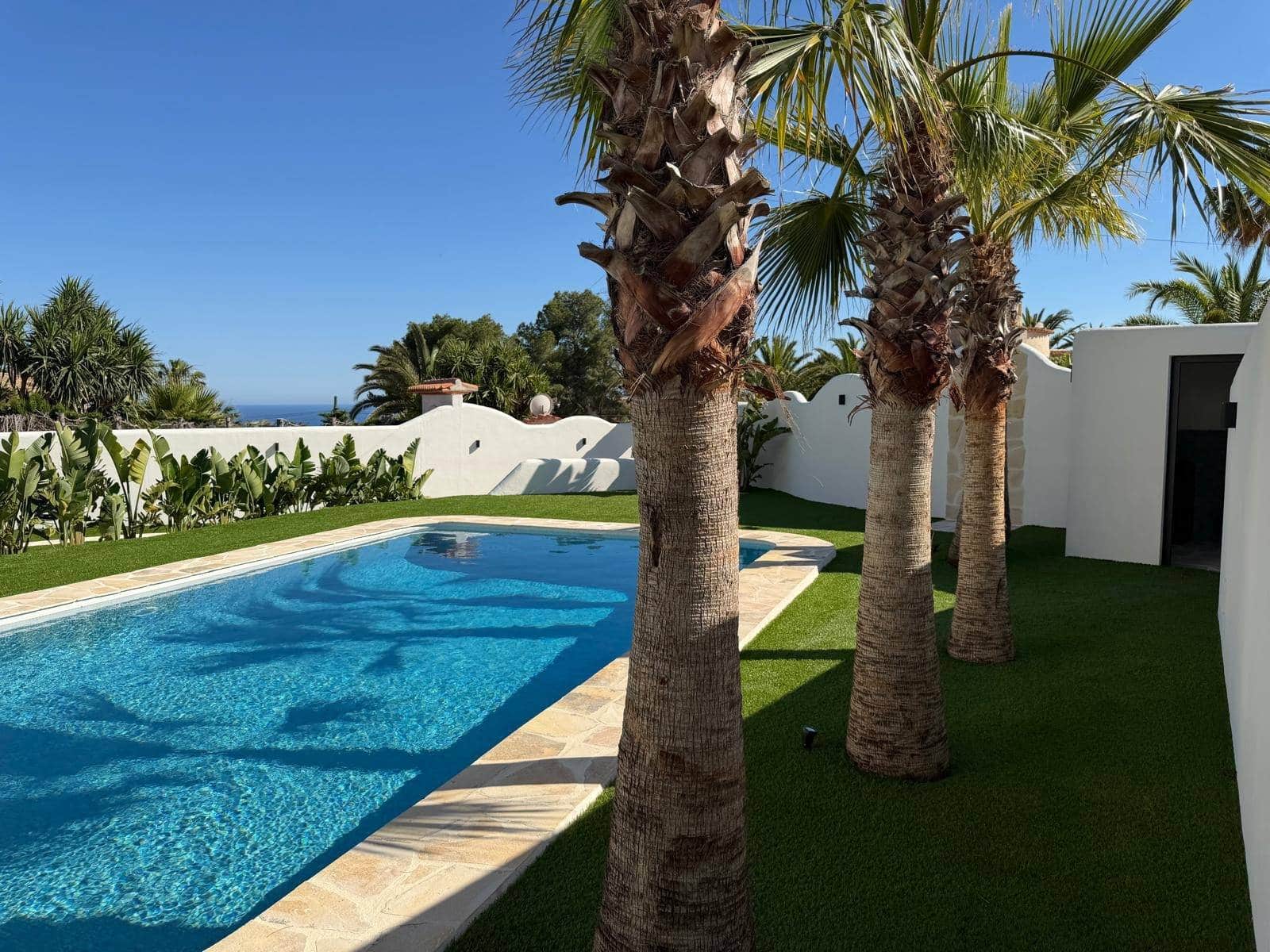 4 soveværelse Villa til salg i Javea / Xabia med swimmingpool garage - € 1.950.000 (Ref: 9860078)