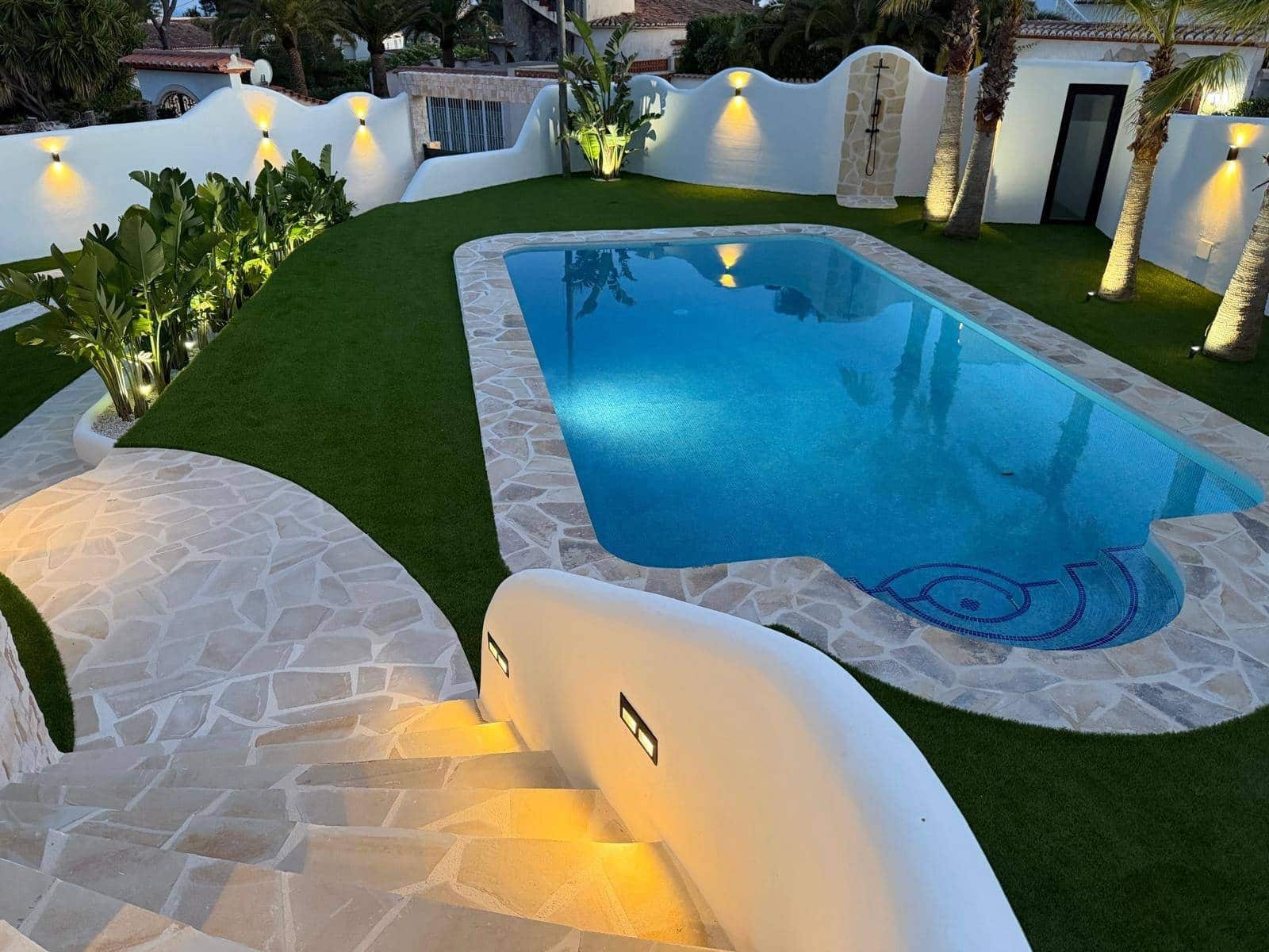4 soveværelse Villa til salg i Javea / Xabia med swimmingpool garage - € 1.950.000 (Ref: 9860078)