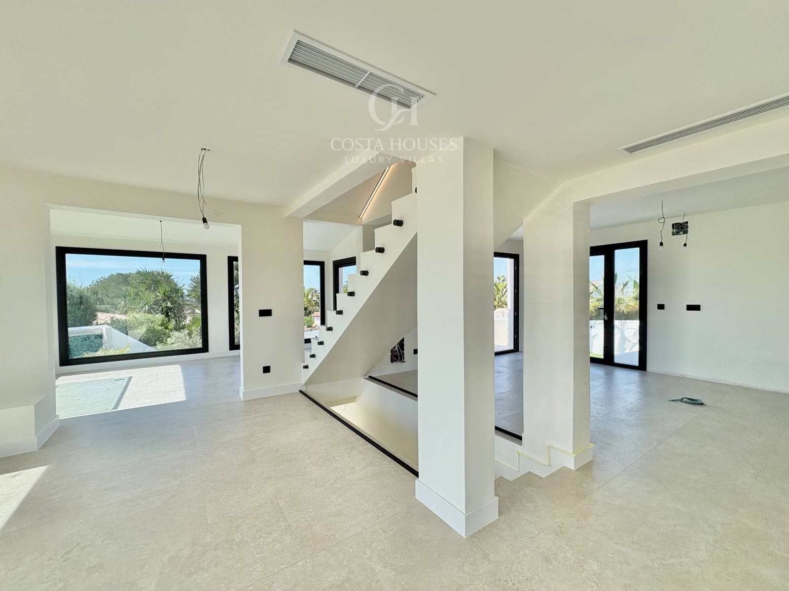 4 soveværelse Villa til salg i Javea / Xabia med swimmingpool garage - € 1.950.000 (Ref: 9860078)