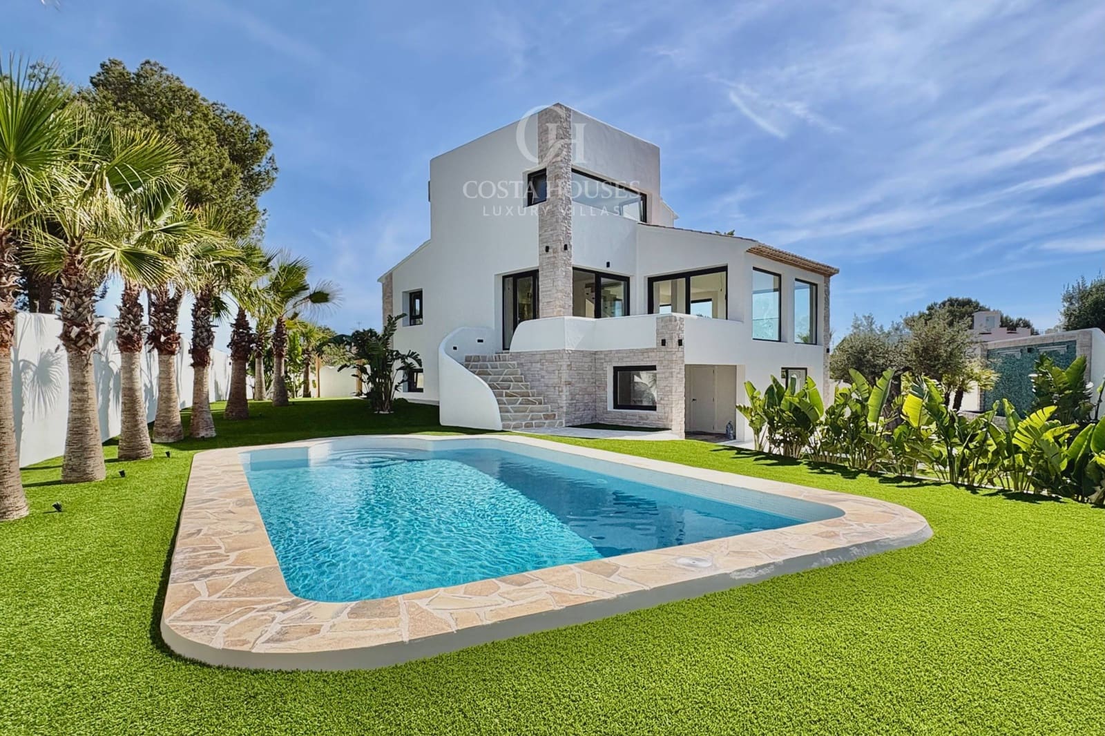4 soveværelse Villa til salg i Javea / Xabia med swimmingpool garage - € 1.950.000 (Ref: 9860078)