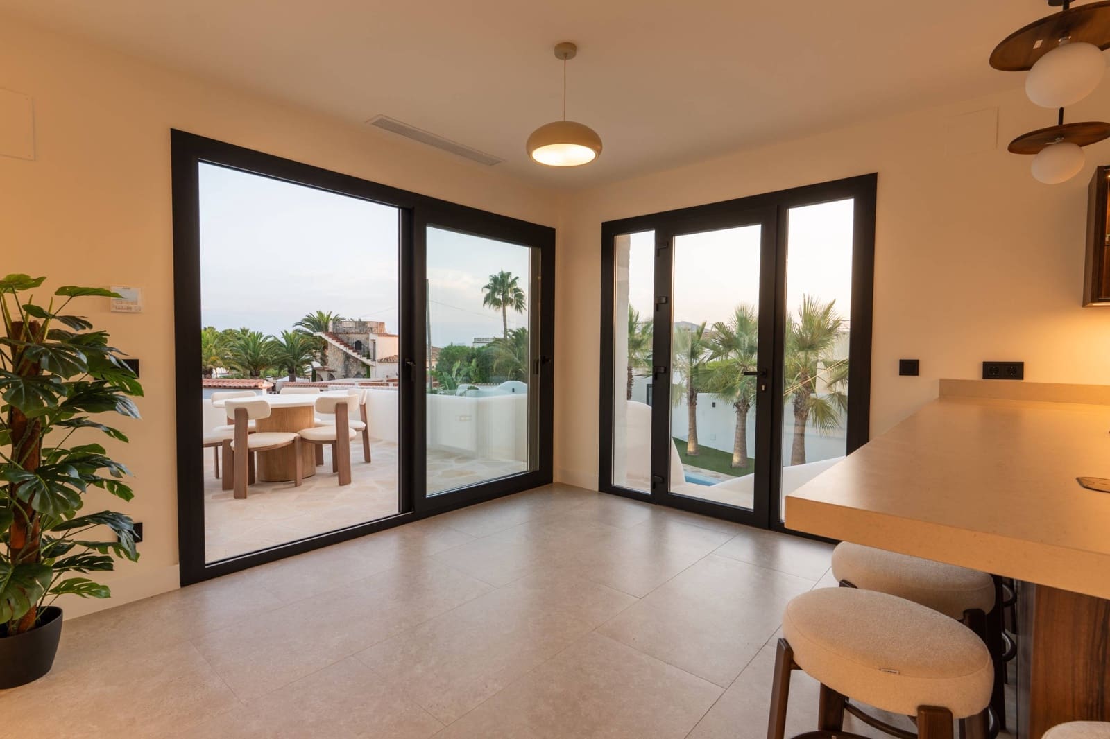 4 chambre Villa/Maison à vendre à Javea / Xabia avec piscine garage - 1 950 000 € (Ref: 9860078)