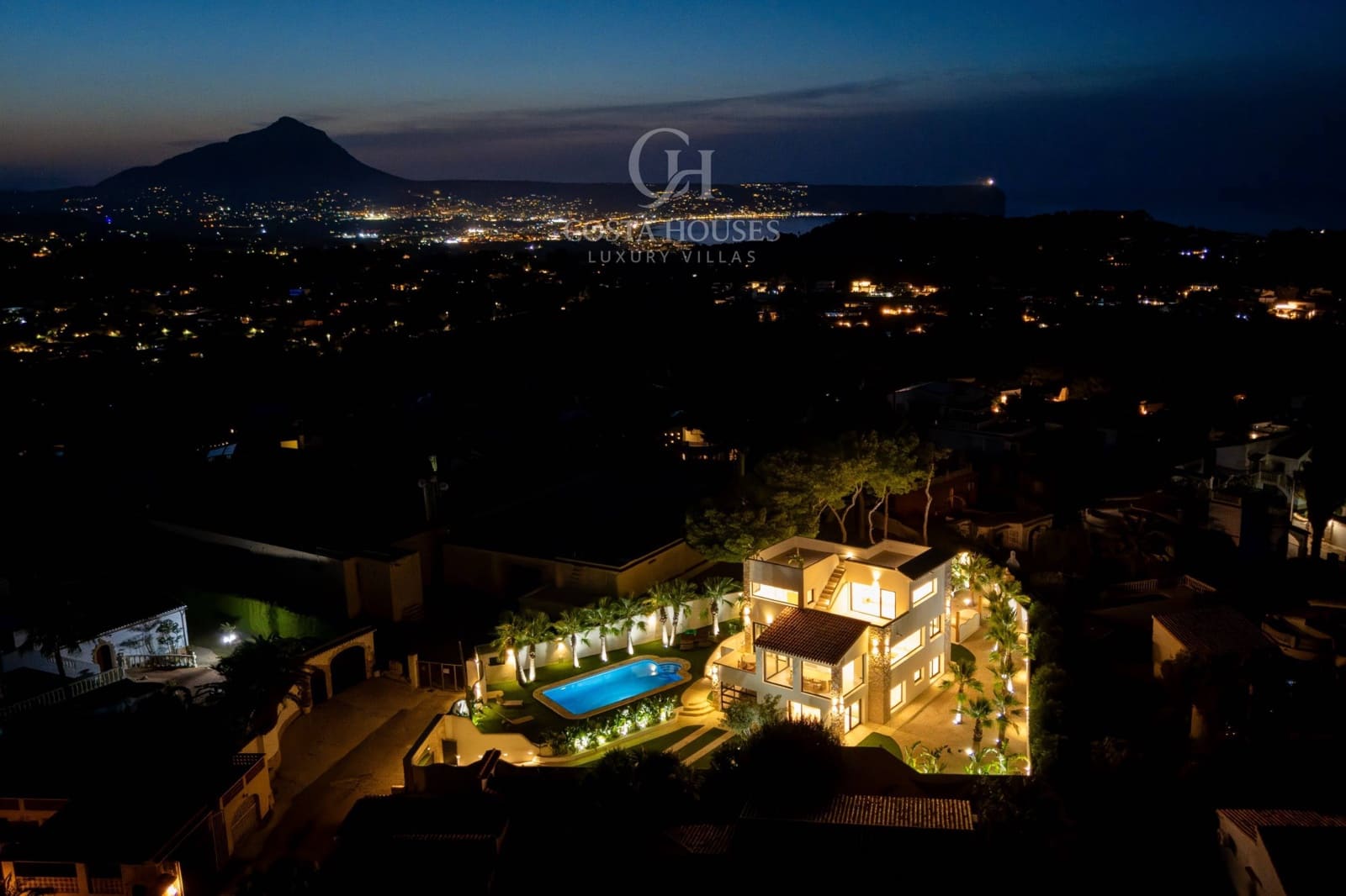 4 camera da letto Villa in vendita in Javea / Xabia con piscina garage - 1.850.000 € (Rif: 9860078)