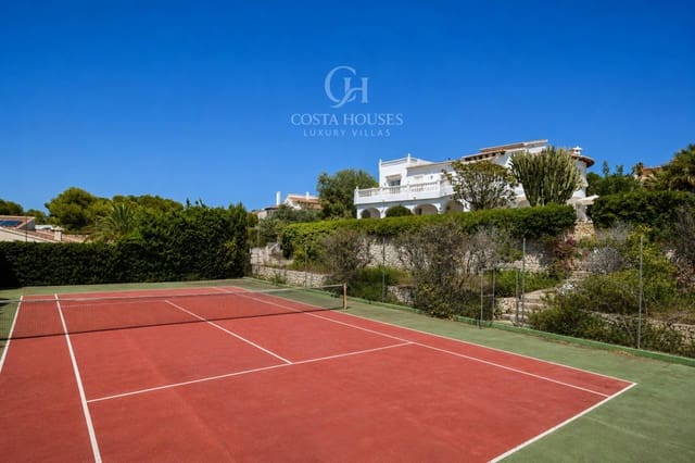 5 soverom Villa til salgs i Moraira, Teulada-Moraira med svømmebasseng - € 1 300 000 (Ref: 9876389)