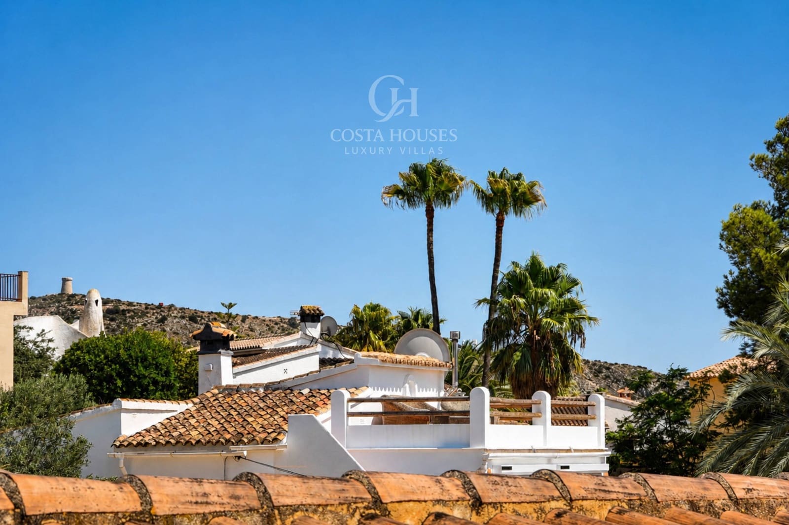 5 bedroom Villa for sale in Moraira with pool - € 1,300,000 (Ref: 9876389)