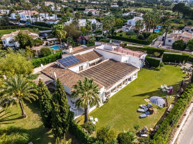 6 makuuhuone Huvila myytävänä paikassa Montgó - Ermita, Javea / Xàbia mukana uima-altaan 
autotalli - 1 395 000 € (Ref: 9876390)