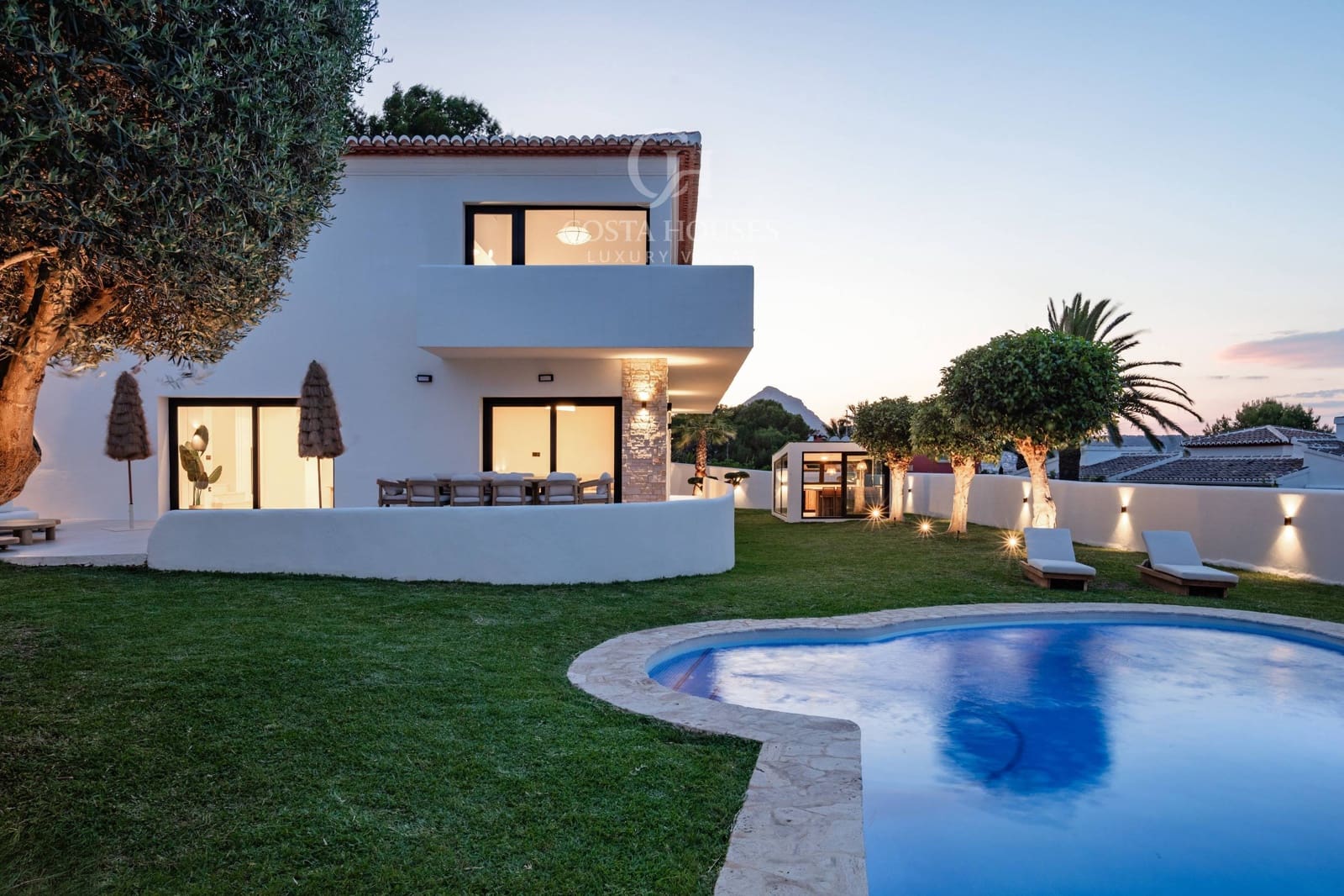 5 makuuhuone Huvila myytävänä paikassa Javea / Xabia mukana uima-altaan - 3 500 000 € (Ref: 9876391)