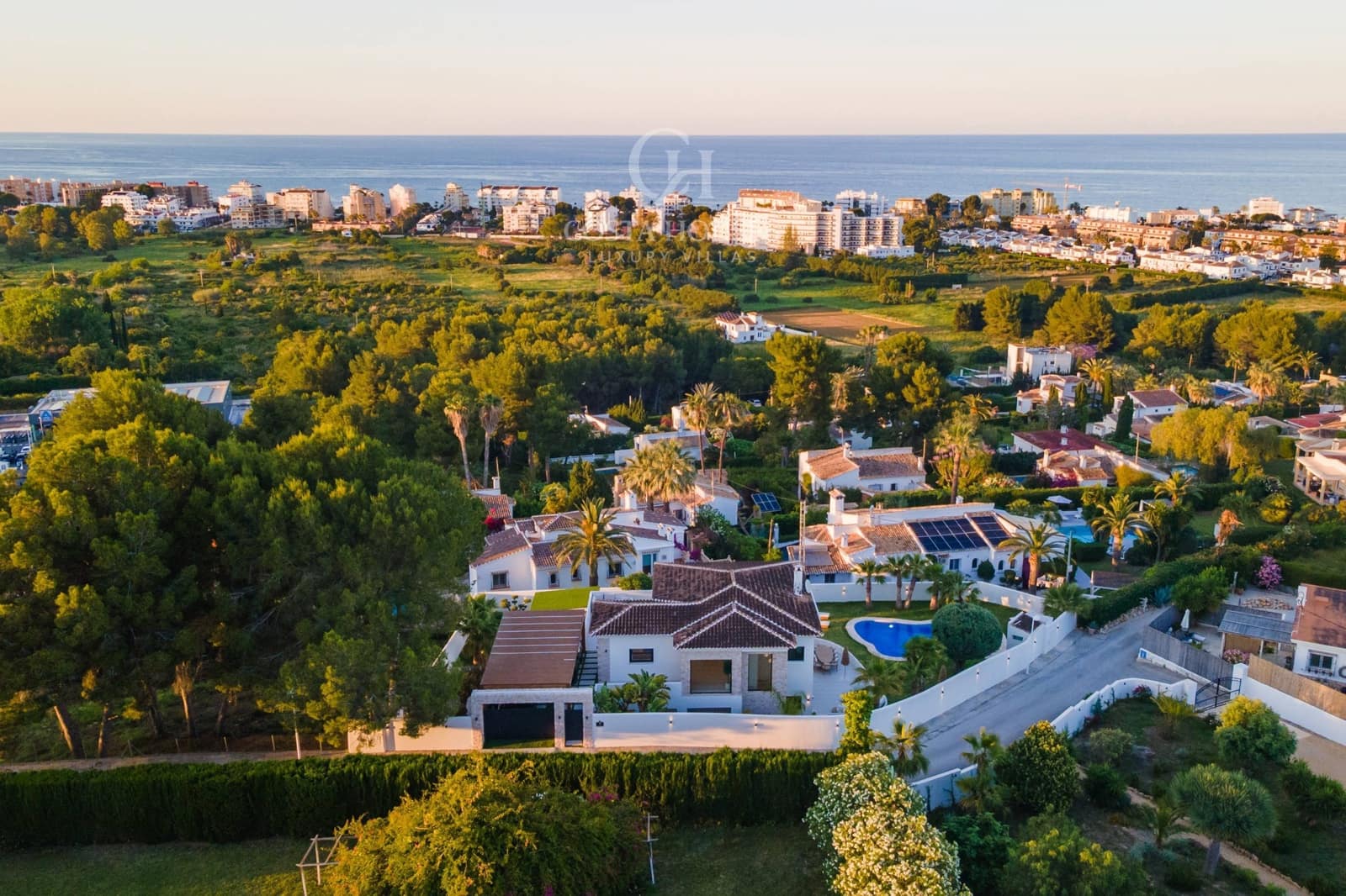5 makuuhuone Huvila myytävänä paikassa Javea / Xabia mukana uima-altaan - 3 500 000 € (Ref: 9876391)