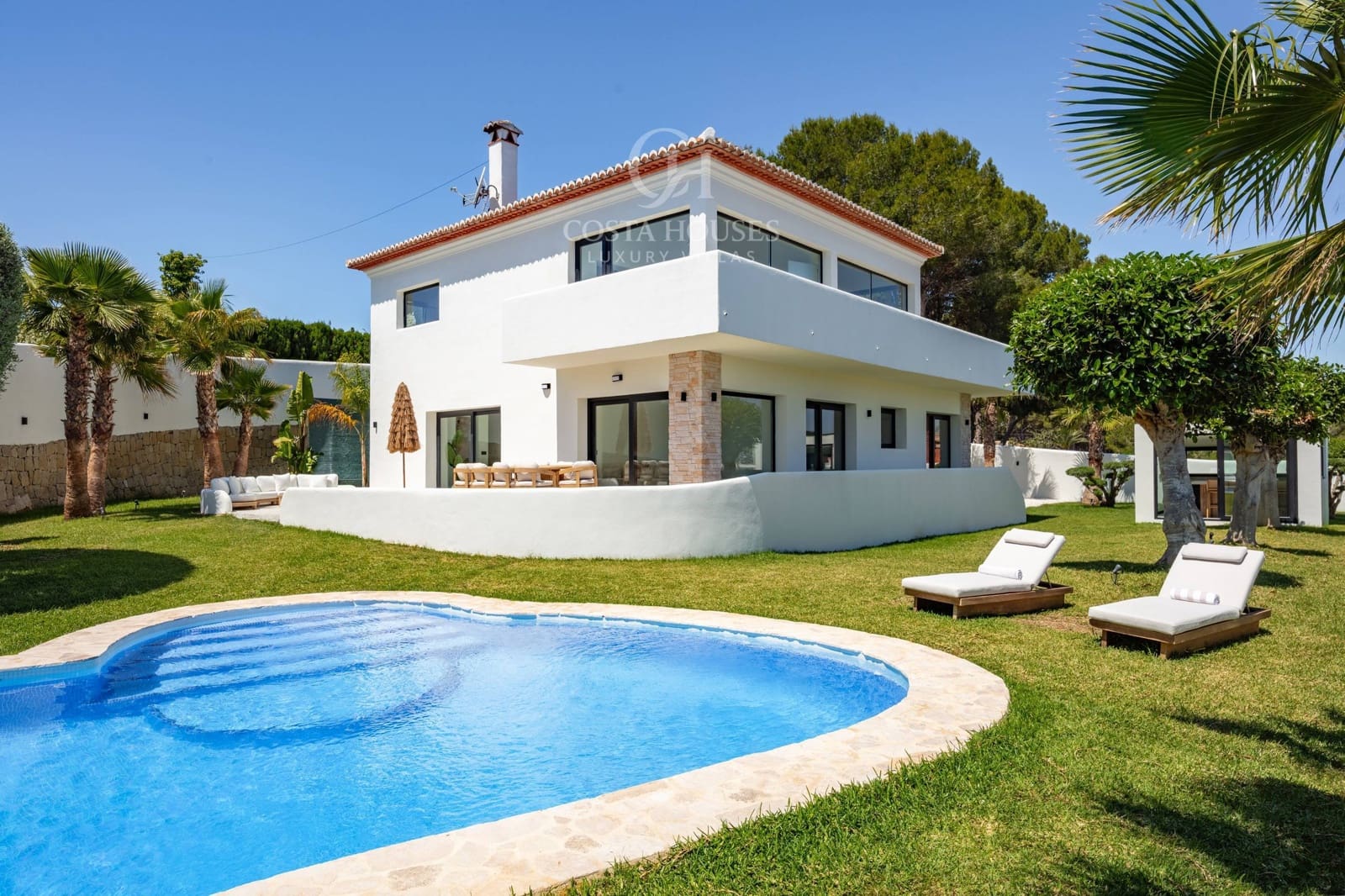5 makuuhuone Huvila myytävänä paikassa Javea / Xabia mukana uima-altaan - 3 500 000 € (Ref: 9876391)