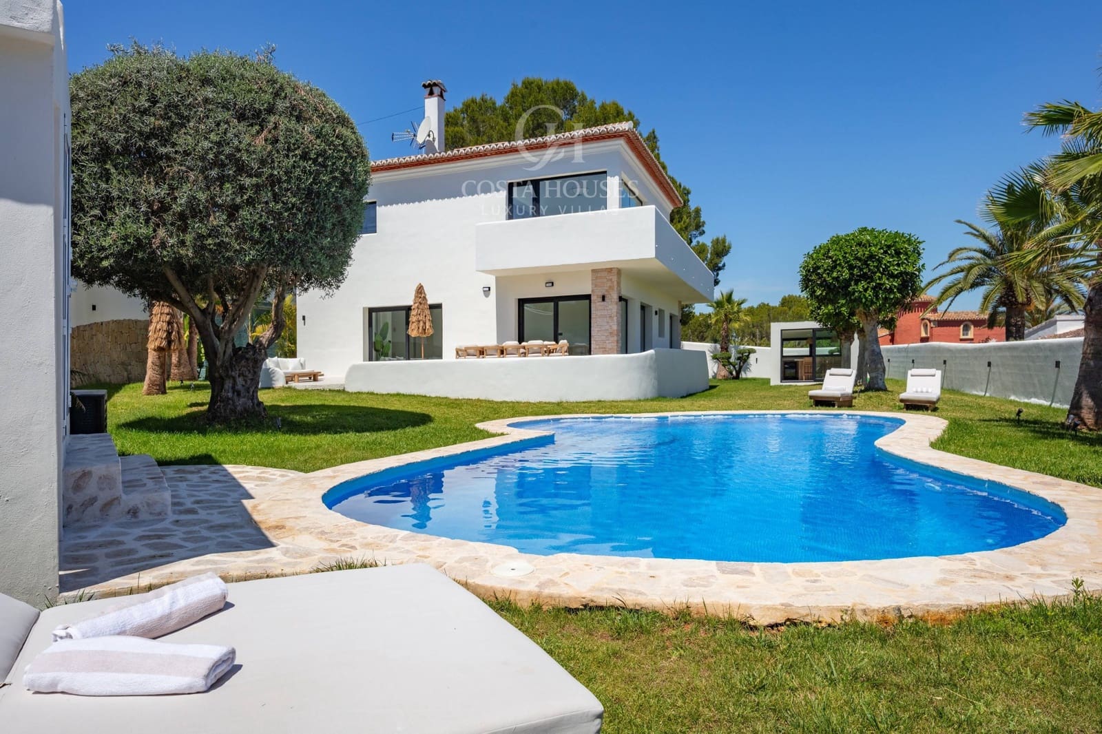 5 makuuhuone Huvila myytävänä paikassa Javea / Xabia mukana uima-altaan - 3 500 000 € (Ref: 9876391)