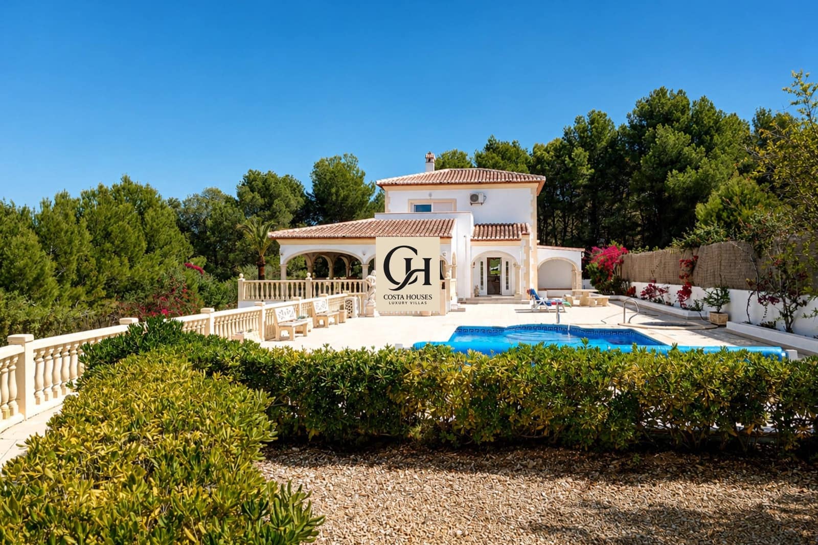 4 makuuhuone Huvila myytävänä paikassa Javea / Xabia mukana uima-altaan - 995 000 € (Ref: 9884765)