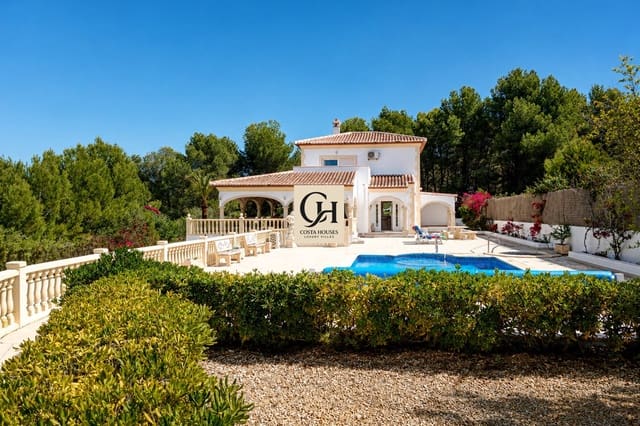4 bedroom Villa for sale in Javea / Xàbia with pool - € 995,000 (Ref: 9884765)