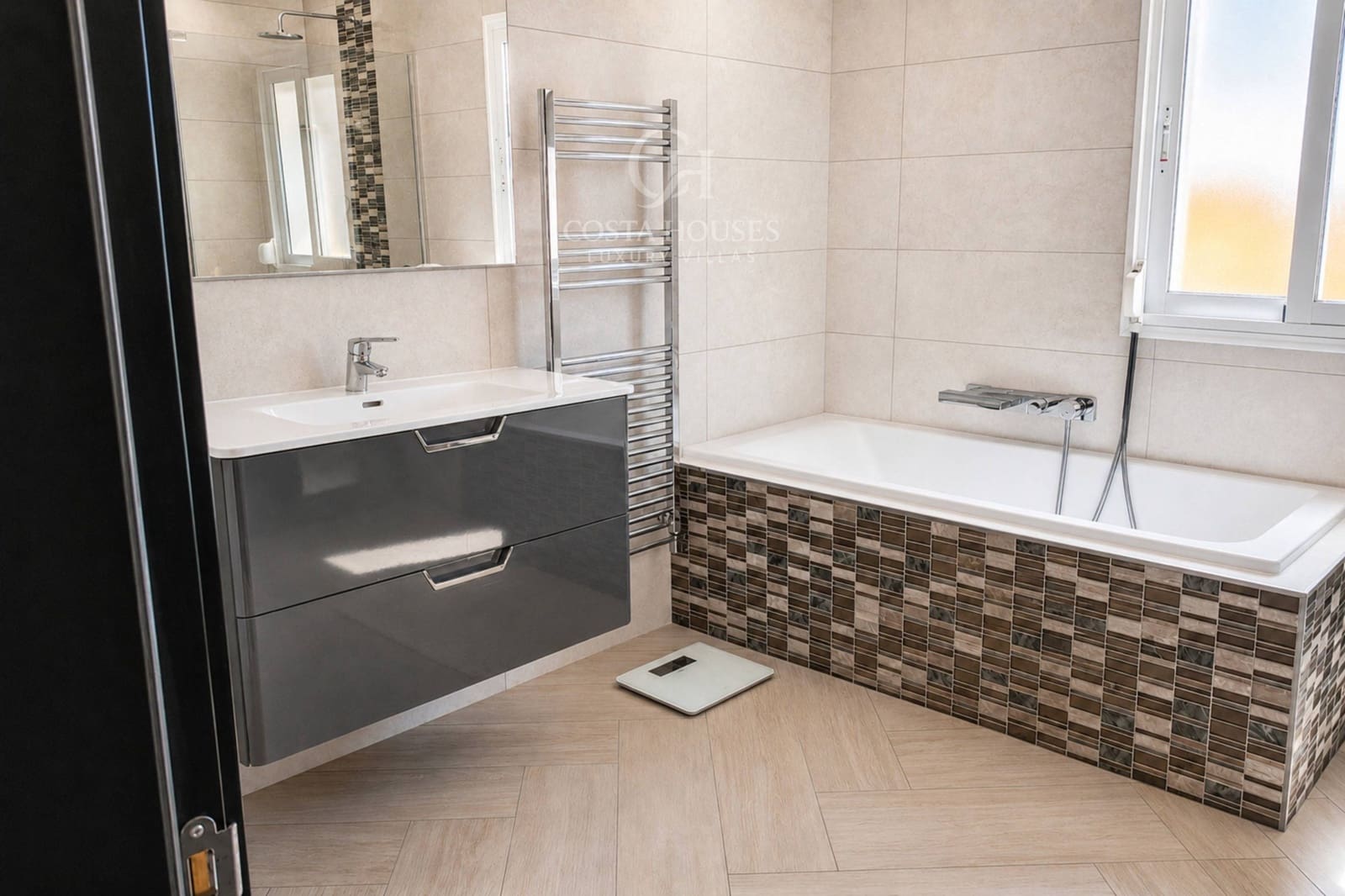 4 makuuhuone Huvila myytävänä paikassa Javea / Xabia mukana uima-altaan - 995 000 € (Ref: 9884765)