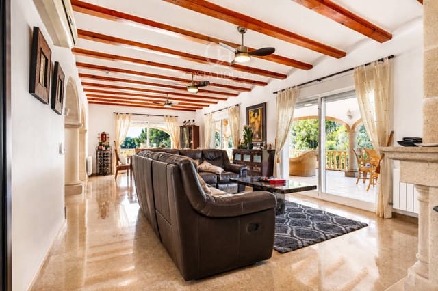 4 bedroom Villa for sale in Javea / Xàbia with pool - € 995,000 (Ref: 9884765)
