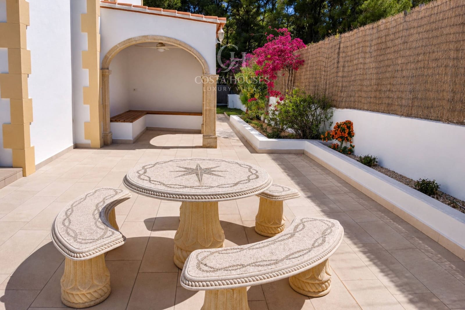 4 makuuhuone Huvila myytävänä paikassa Javea / Xabia mukana uima-altaan - 995 000 € (Ref: 9884765)