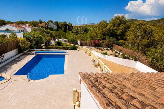 4 bedroom Villa for sale in Javea / Xàbia with pool - € 995,000 (Ref: 9884765)