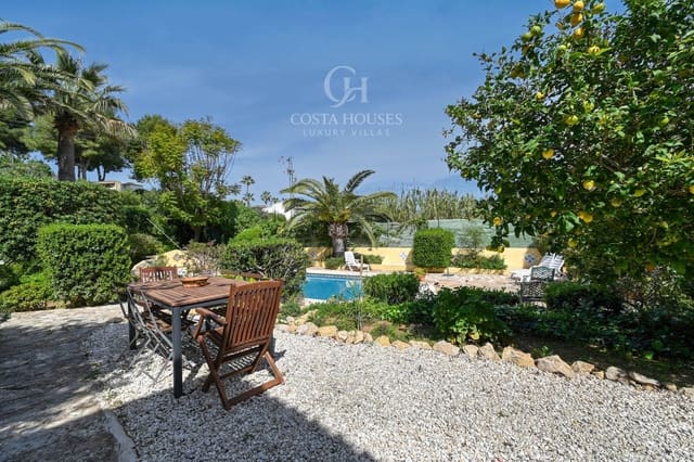 4 camera da letto Villa in vendita in Javea / Xàbia con piscina - 870.000 € (Rif: 9892317)