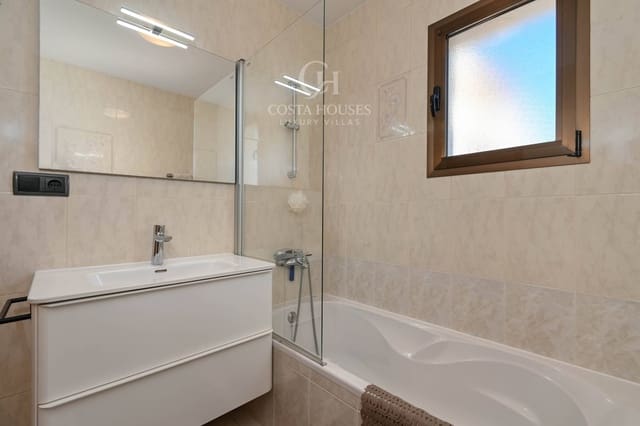 4 sovrum Villa till salu i La Granadella  - Costa Nova, Javea / Xàbia med pool garage - 875 000 € (Ref: 9892318)