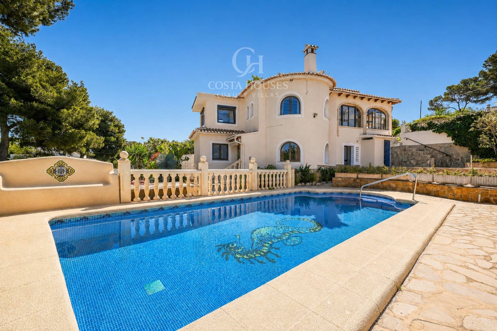 4 sovrum Villa till salu i Javea / Xabia med pool garage - 875 000 € (Ref: 9892318)