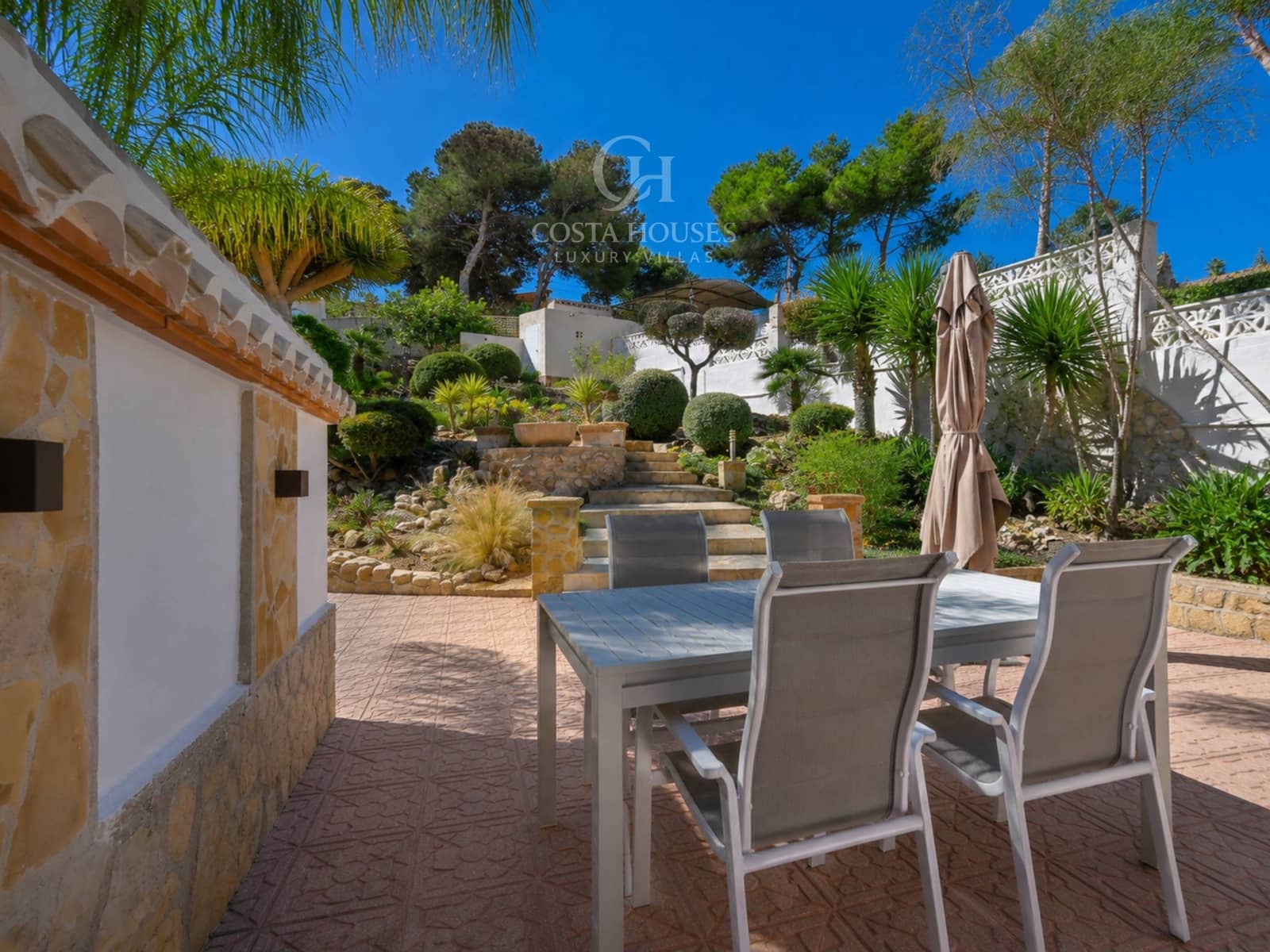 4 sovrum Villa till salu i Javea / Xabia med pool garage - 875 000 € (Ref: 9892318)