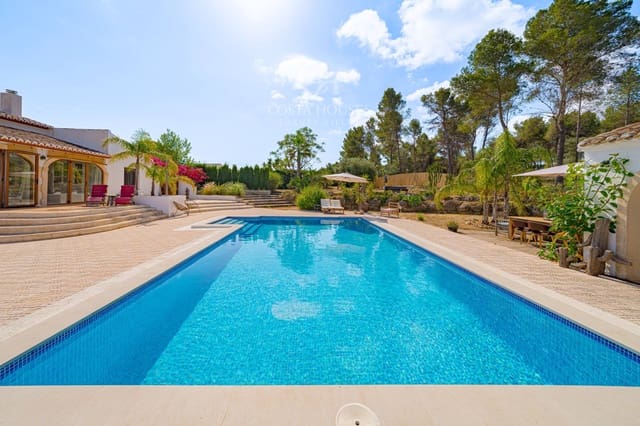 4 bedroom Villa for sale in Javea / Xàbia with pool garage - € 1,100,000 (Ref: 9892319)