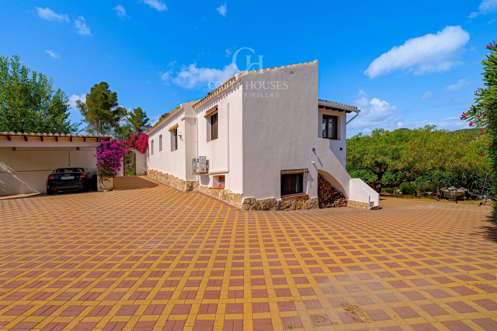 4 bedroom Villa for sale in Javea / Xabia with pool garage - € 1,100,000 (Ref: 9892319)