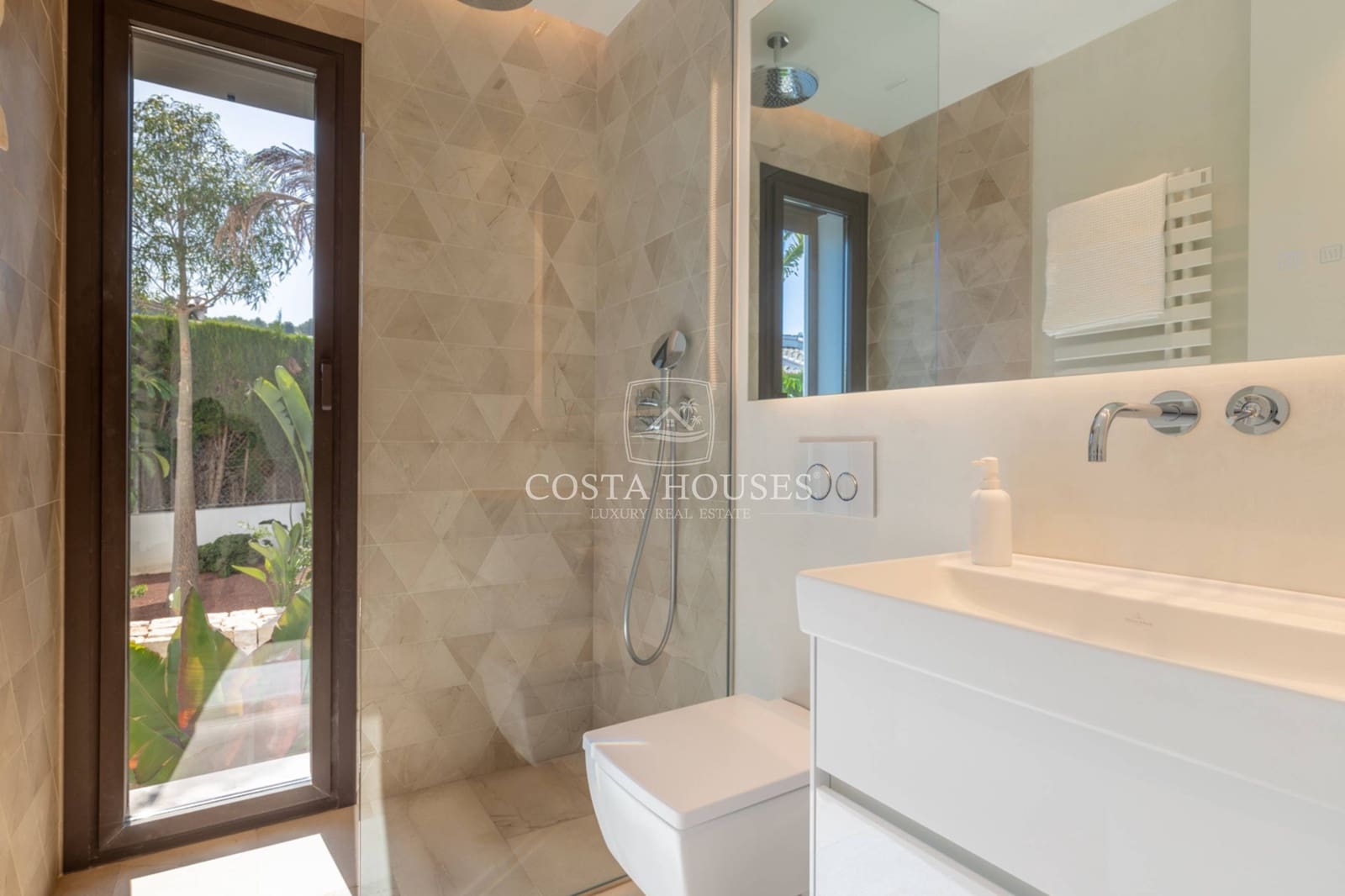 4 sovrum Villa till salu i Javea / Xabia med pool - 1 870 000 € (Ref: 9913135)