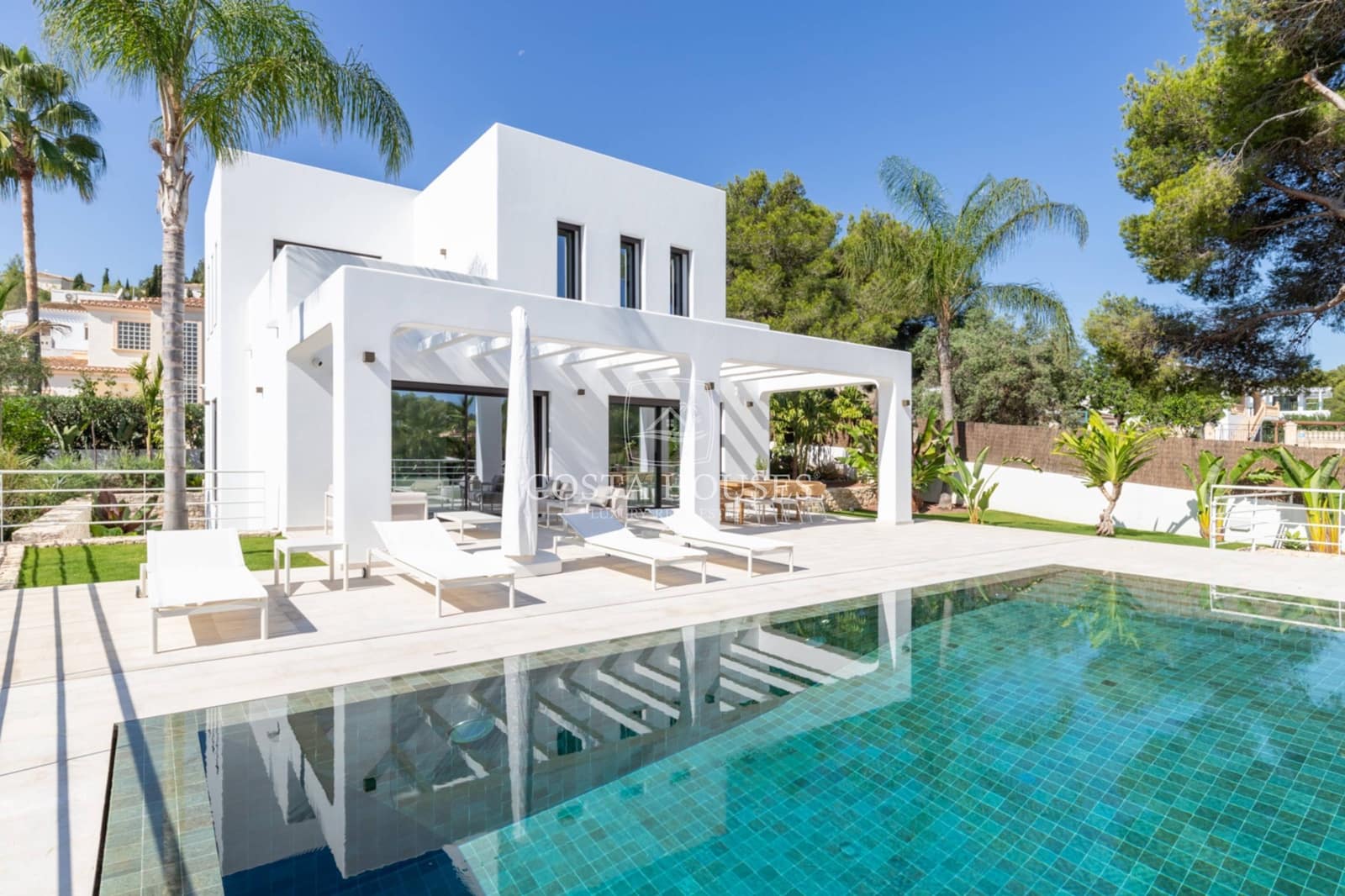 4 sovrum Villa till salu i Javea / Xabia med pool - 1 870 000 € (Ref: 9913135)