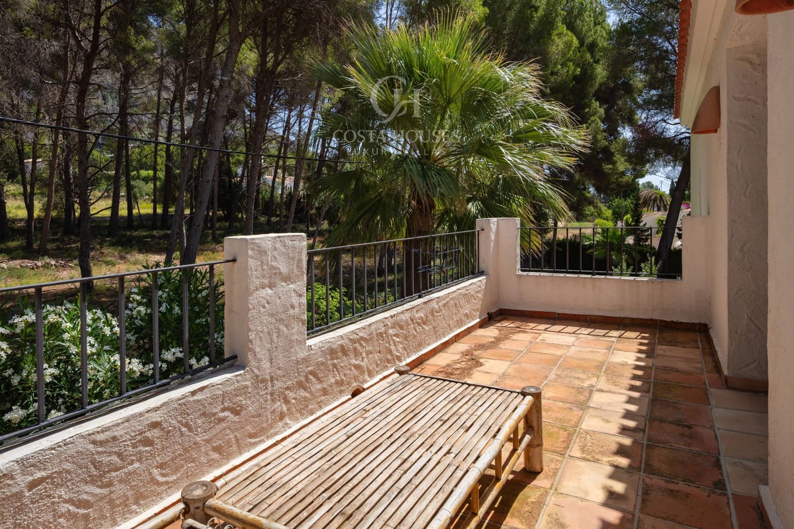 4 bedroom Villa for sale in Javea / Xabia with pool - € 1,550,000 (Ref: 9934182)