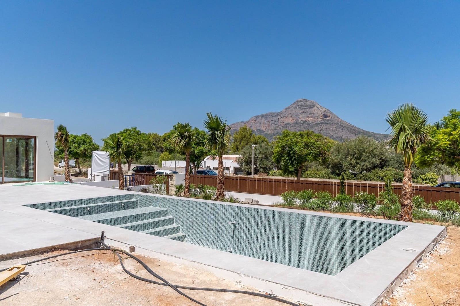 Chalet de 4 habitaciones en Javea / Xàbia en venta con piscina garaje - 1.690.000 € (Ref: 9945697)