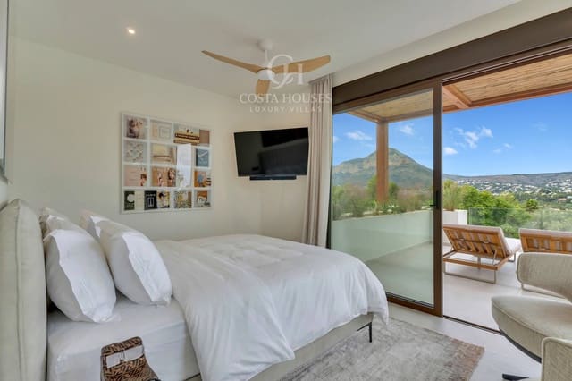4 sypialnia Willa na sprzedaż w Javea / Xàbia z basenem garażem - 1 790 000 € (Ref: 9945697)