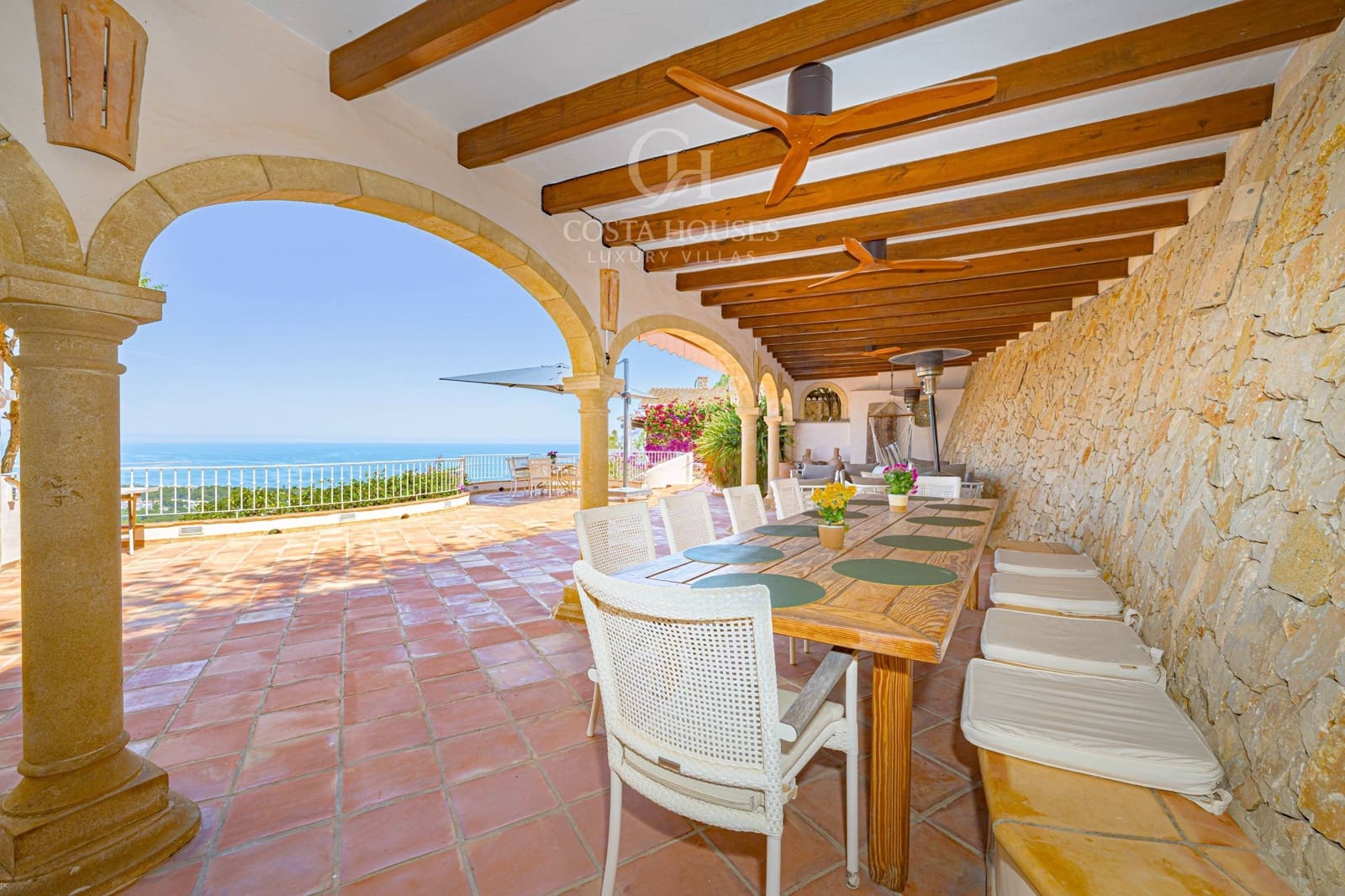 8 sypialnia Willa na sprzedaż w Denia z basenem garażem - 1 395 000 € (Ref: 9977305)