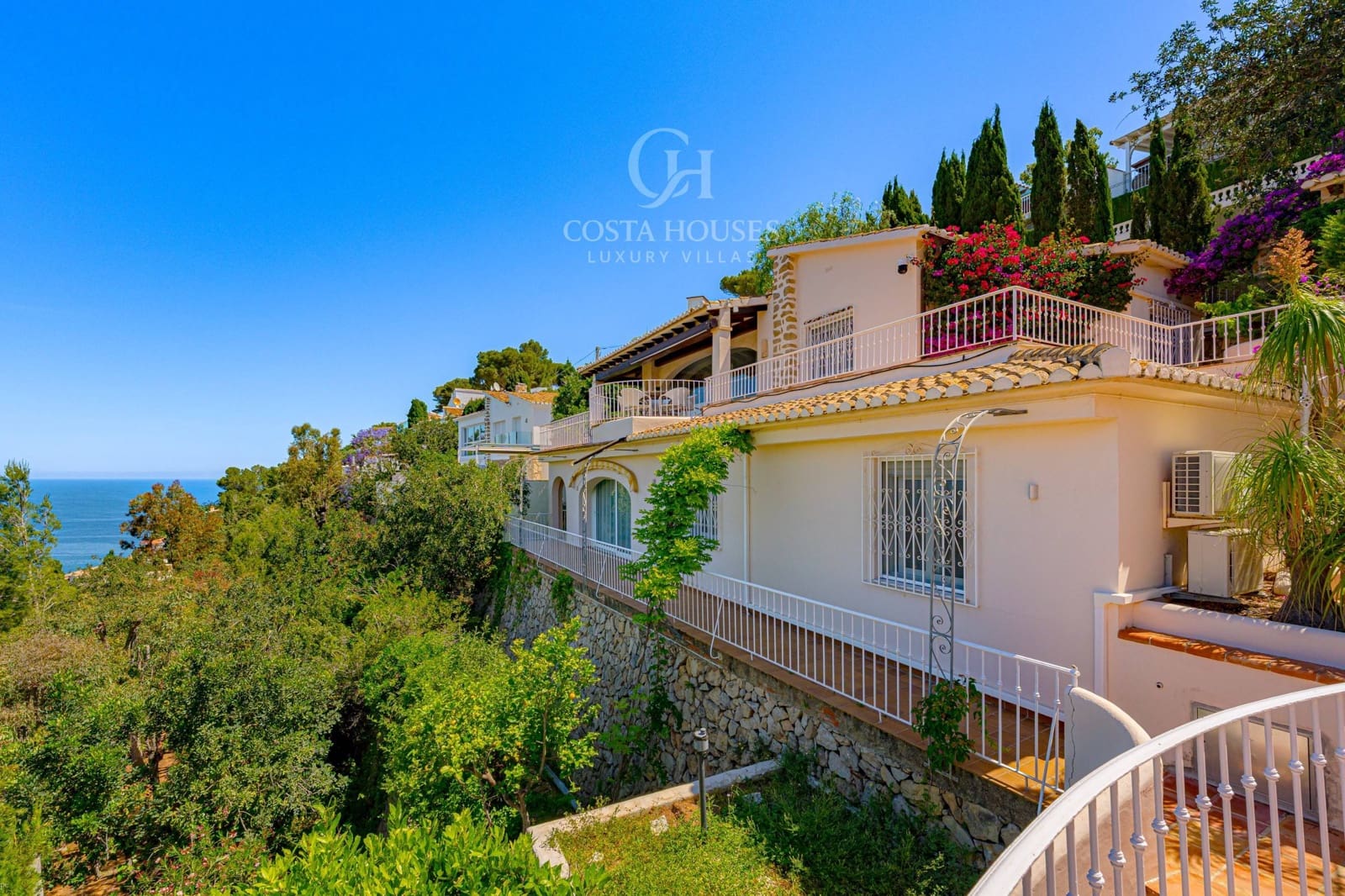 8 sypialnia Willa na sprzedaż w Denia z basenem garażem - 1 395 000 € (Ref: 9977305)