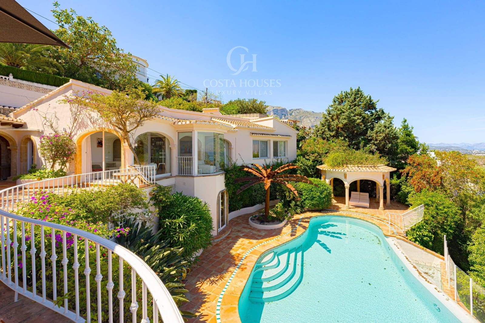 8 sypialnia Willa na sprzedaż w Denia z basenem garażem - 1 395 000 € (Ref: 9977305)