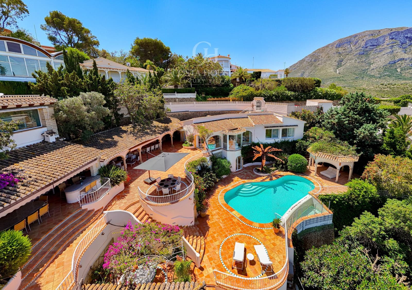 8 sypialnia Willa na sprzedaż w Denia z basenem garażem - 1 395 000 € (Ref: 9977305)
