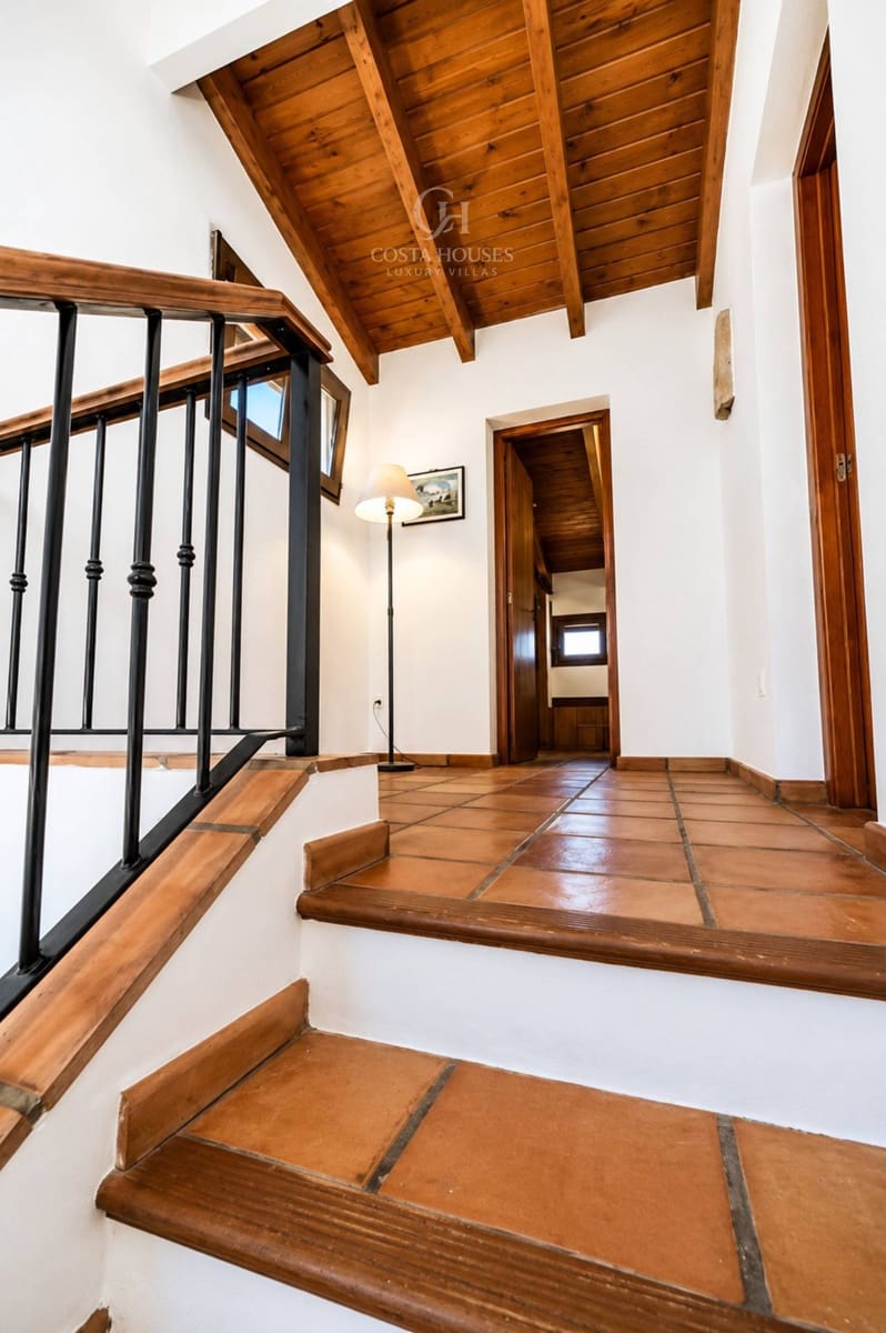 3 Zimmer Villa zu verkaufen in Javea / Xabia mit Pool Garage - 1.090.000 € (Ref: 9984979)