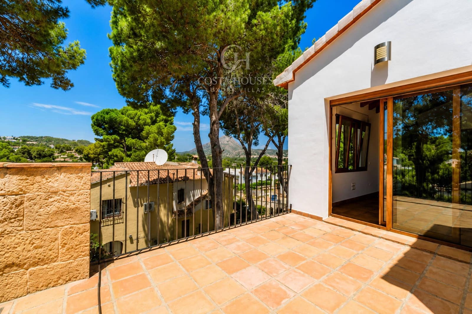 3 Zimmer Villa zu verkaufen in Javea / Xabia mit Pool Garage - 1.090.000 € (Ref: 9984979)
