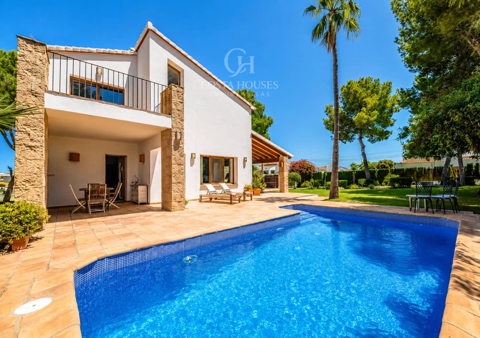 3 Zimmer Villa zu verkaufen in Javea / Xabia mit Pool Garage - 1.090.000 € (Ref: 9984979)