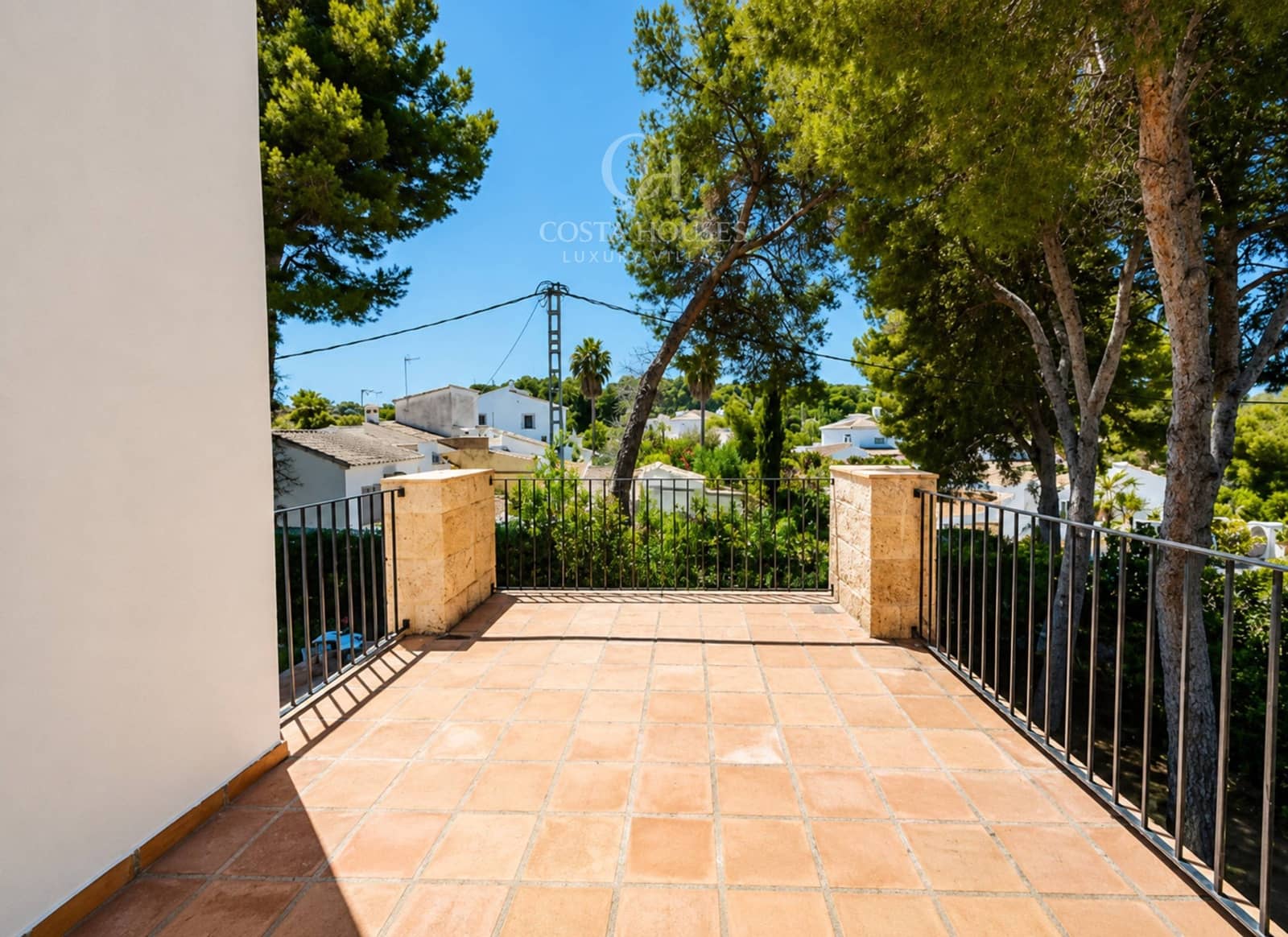 3 Zimmer Villa zu verkaufen in Javea / Xabia mit Pool Garage - 1.090.000 € (Ref: 9984979)