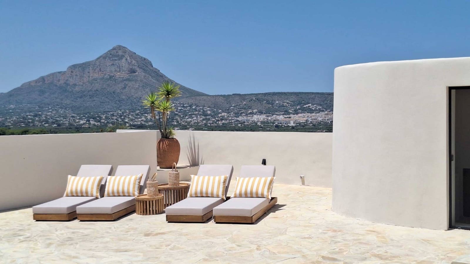 Chalet de 7 habitaciones en Javea / Xàbia en venta con piscina - 2.900.000 € (Ref: 9984980)