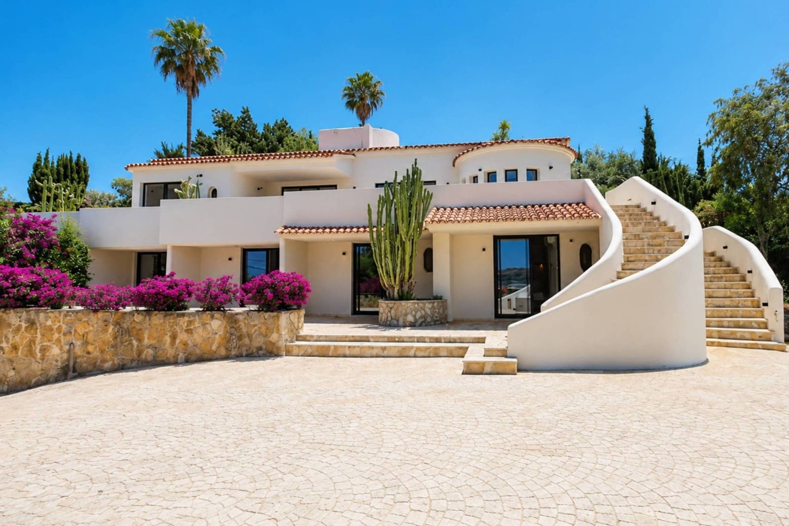 Chalet de 7 habitaciones en Javea / Xàbia en venta con piscina - 2.900.000 € (Ref: 9984980)