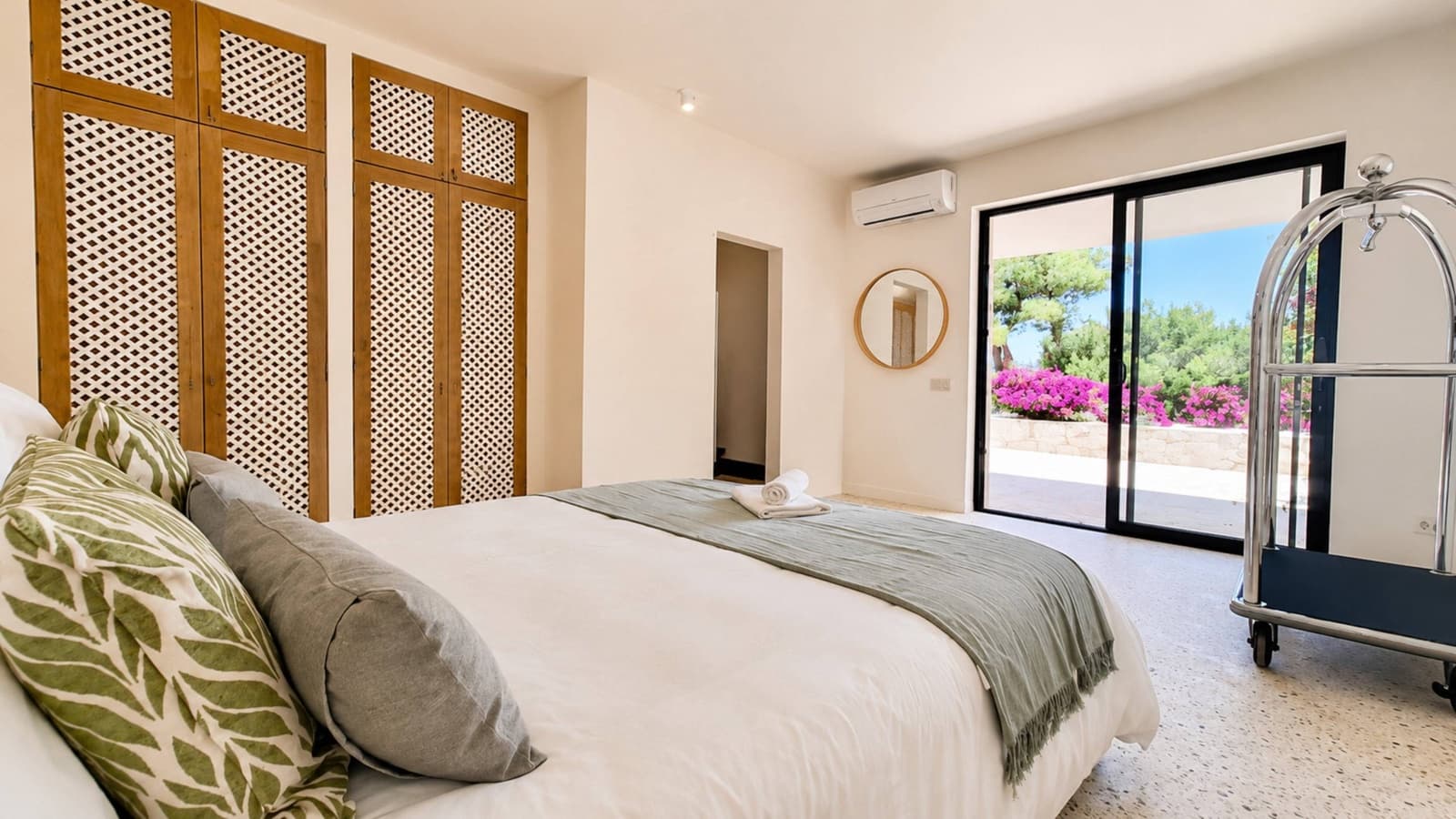 Chalet de 7 habitaciones en Javea / Xàbia en venta con piscina - 2.900.000 € (Ref: 9984980)