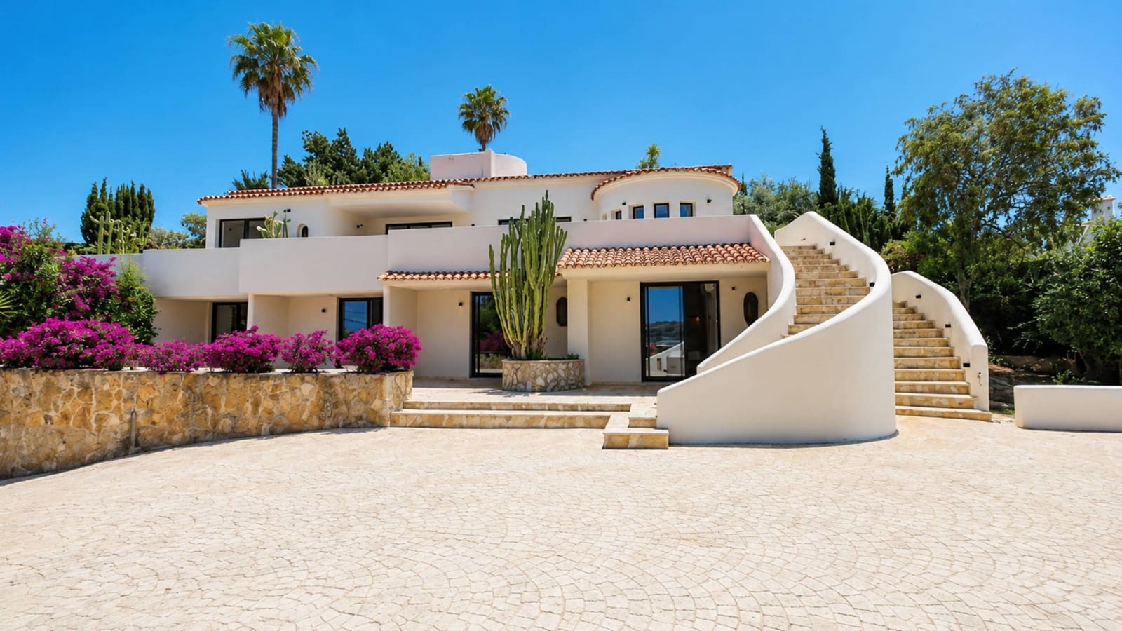 Chalet de 7 habitaciones en Javea / Xàbia en venta con piscina - 2.900.000 € (Ref: 9984980)