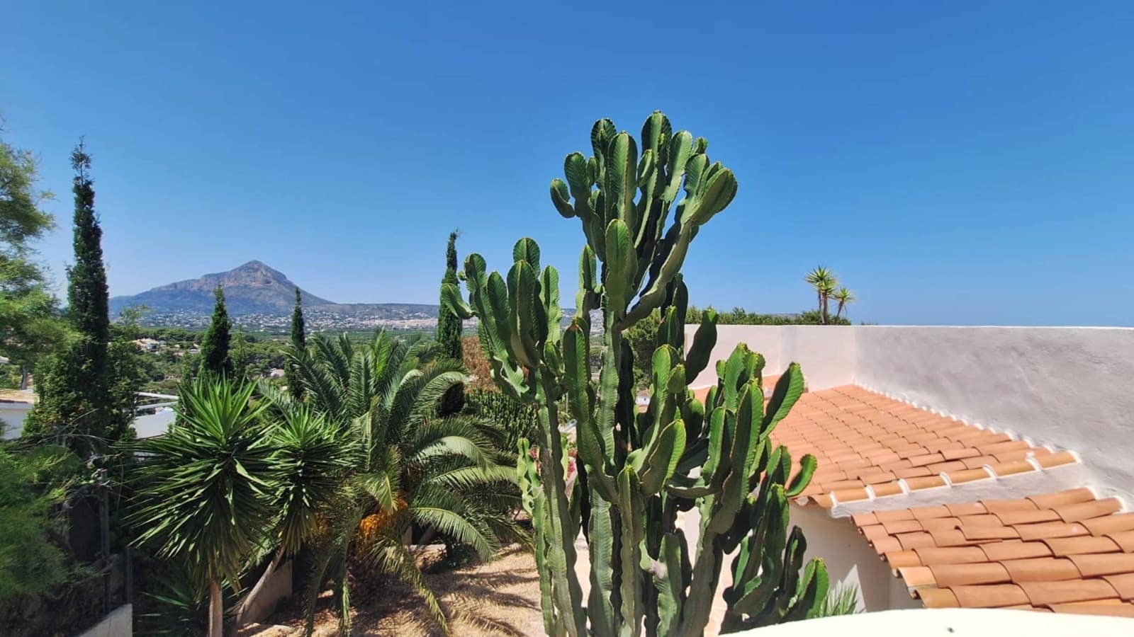 Chalet de 7 habitaciones en Javea / Xàbia en venta con piscina - 2.900.000 € (Ref: 9984980)