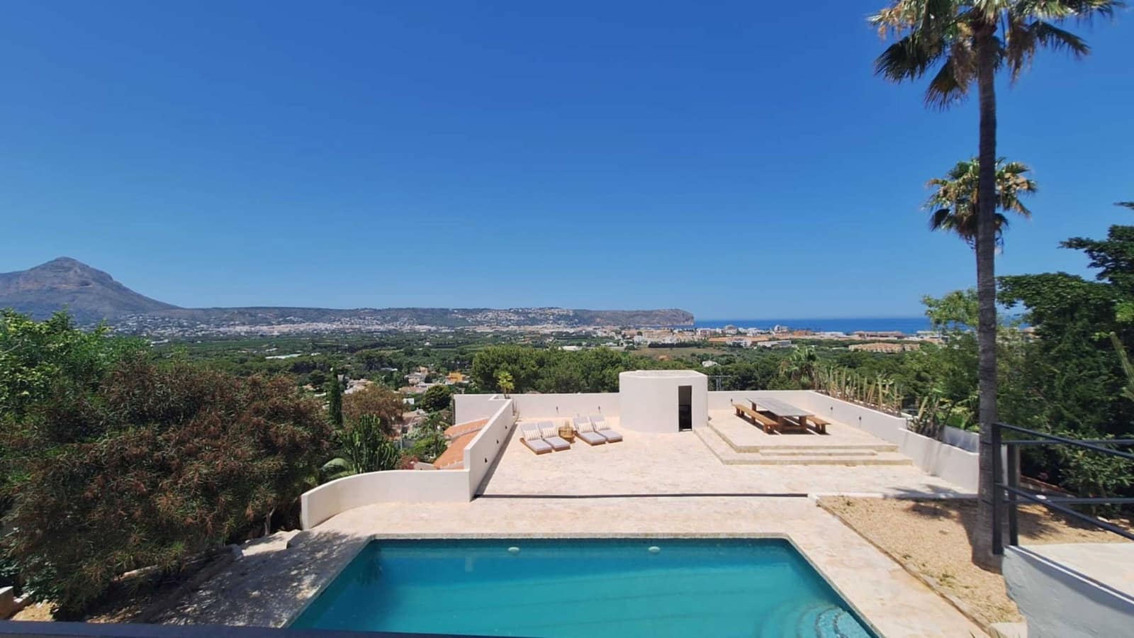 Chalet de 7 habitaciones en Javea / Xàbia en venta con piscina - 2.900.000 € (Ref: 9984980)