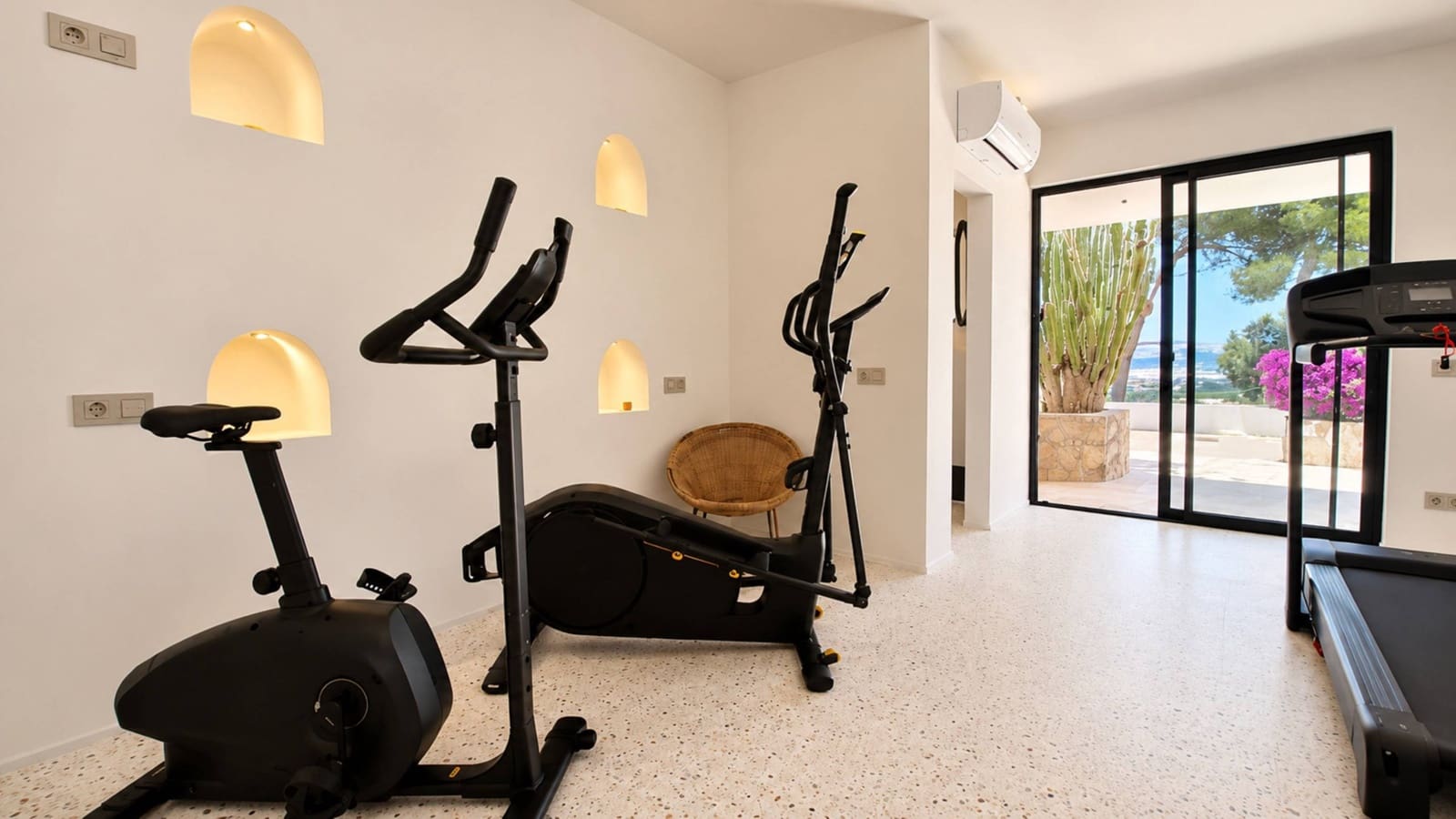 Chalet de 7 habitaciones en Javea / Xàbia en venta con piscina - 2.900.000 € (Ref: 9984980)