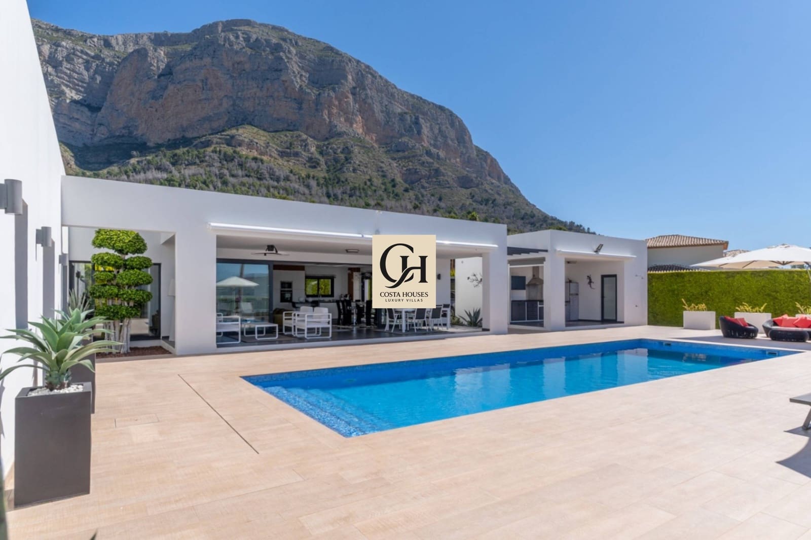 4 soverom Villa til salgs i Javea / Xabia med svømmebasseng - € 1 870 000 (Ref: 9994205)