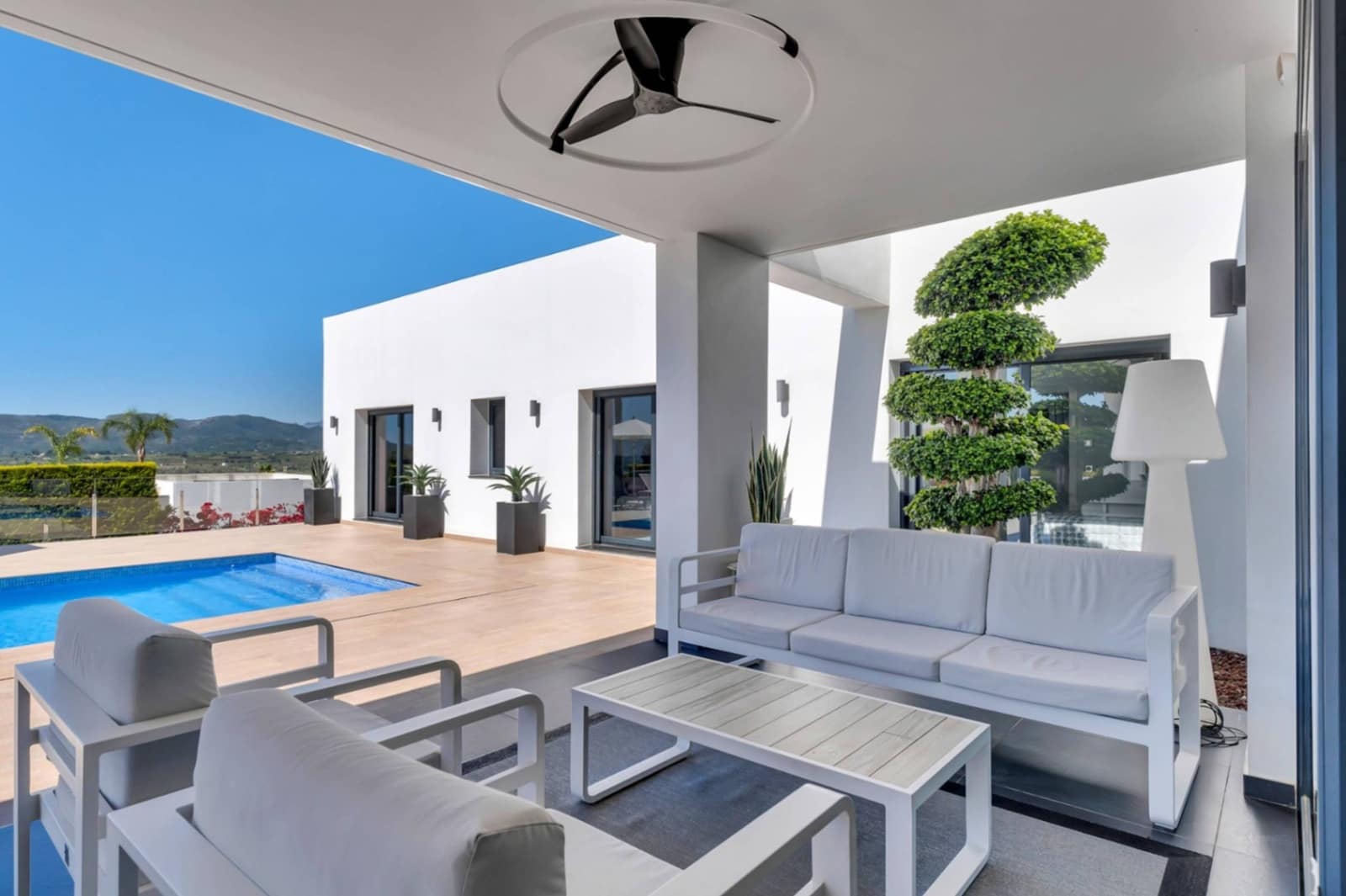 4 soverom Villa til salgs i Javea / Xabia med svømmebasseng - € 1 870 000 (Ref: 9994205)