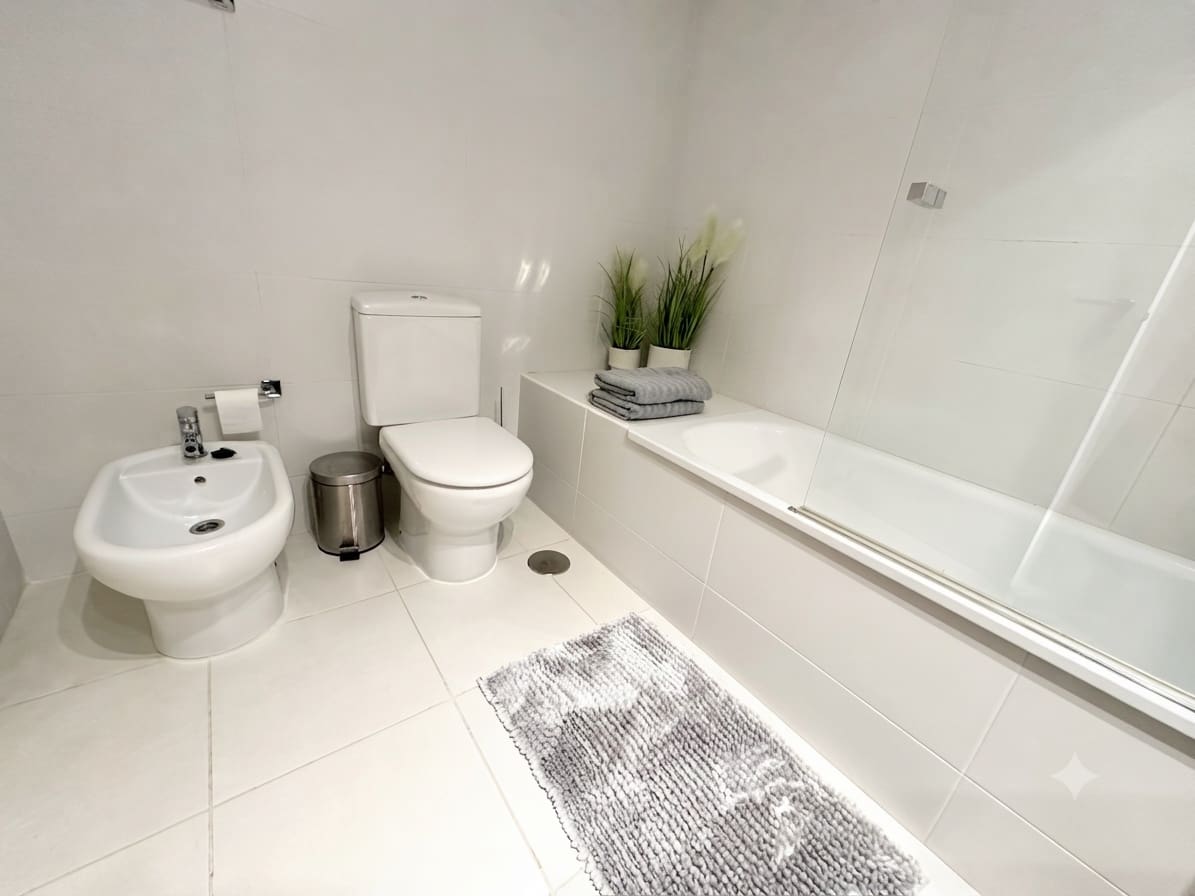 Appartement de 2 chambres à louer à Altea avec piscine garage - 1 500 € (Ref: 10004986)
